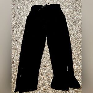 Long pants with zipper detail at ankle. Size 6/7.